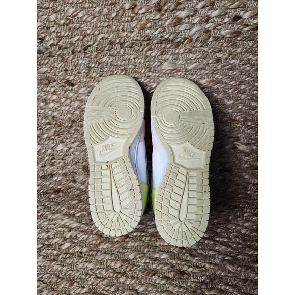 Nike Dunk High Women's Shoes Cashmere Lemon Twist White DD1869-108 Size 9 - Picture 11 of 11
